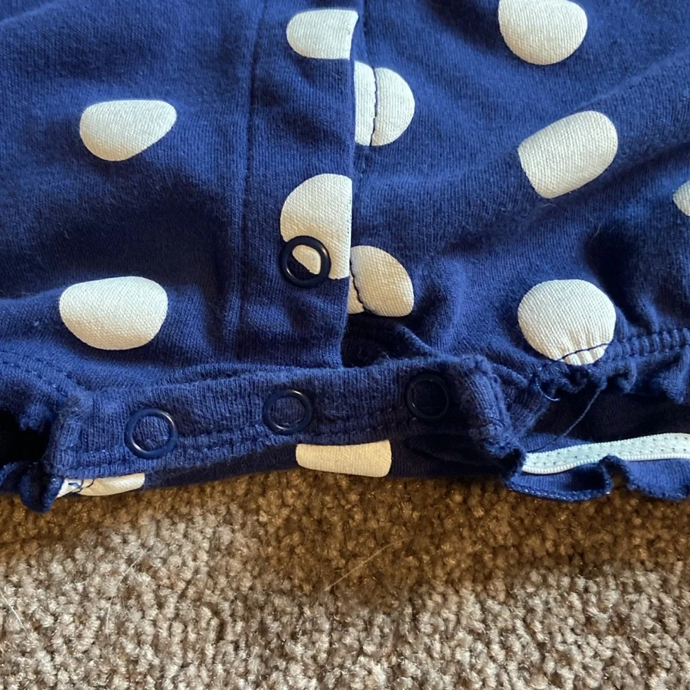 2 Carter’s Girls Short Sleeve Summer Outfits  Size 18 Months Polka Dot Stripes